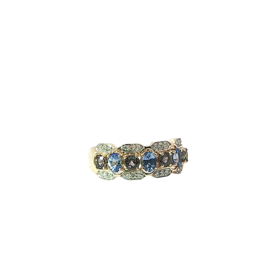 Stunning Interwoven Deep Blue Sapphire Cocktail Ring In Yellow Gold