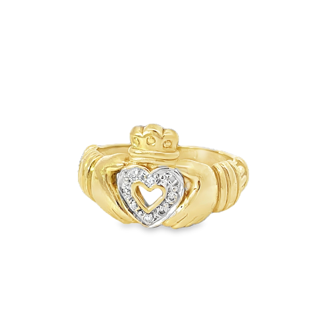 Elegant Gold Heart Ring