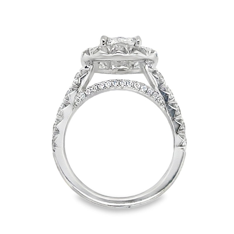 HENRI DAUSSI Diamond Halo Engagement Ring