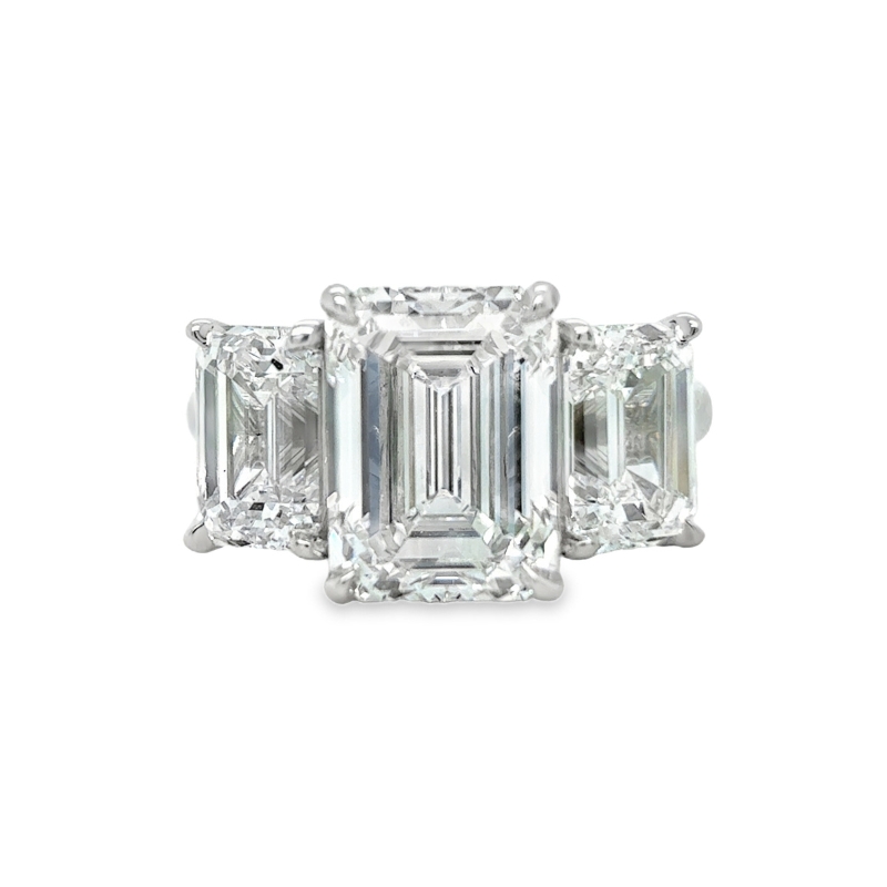 PL Three Stone Lab Grown EM Cut Dia Eng Ring Size 6
C 4.01ct F/VS1   
S 3.01ctw F/VVS1-VVS2