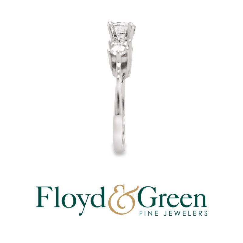 14KW Diamond Engagement Ring, 1 Round, 0.97ct, 4 Round, 0.72ct, H VS1, Size 7