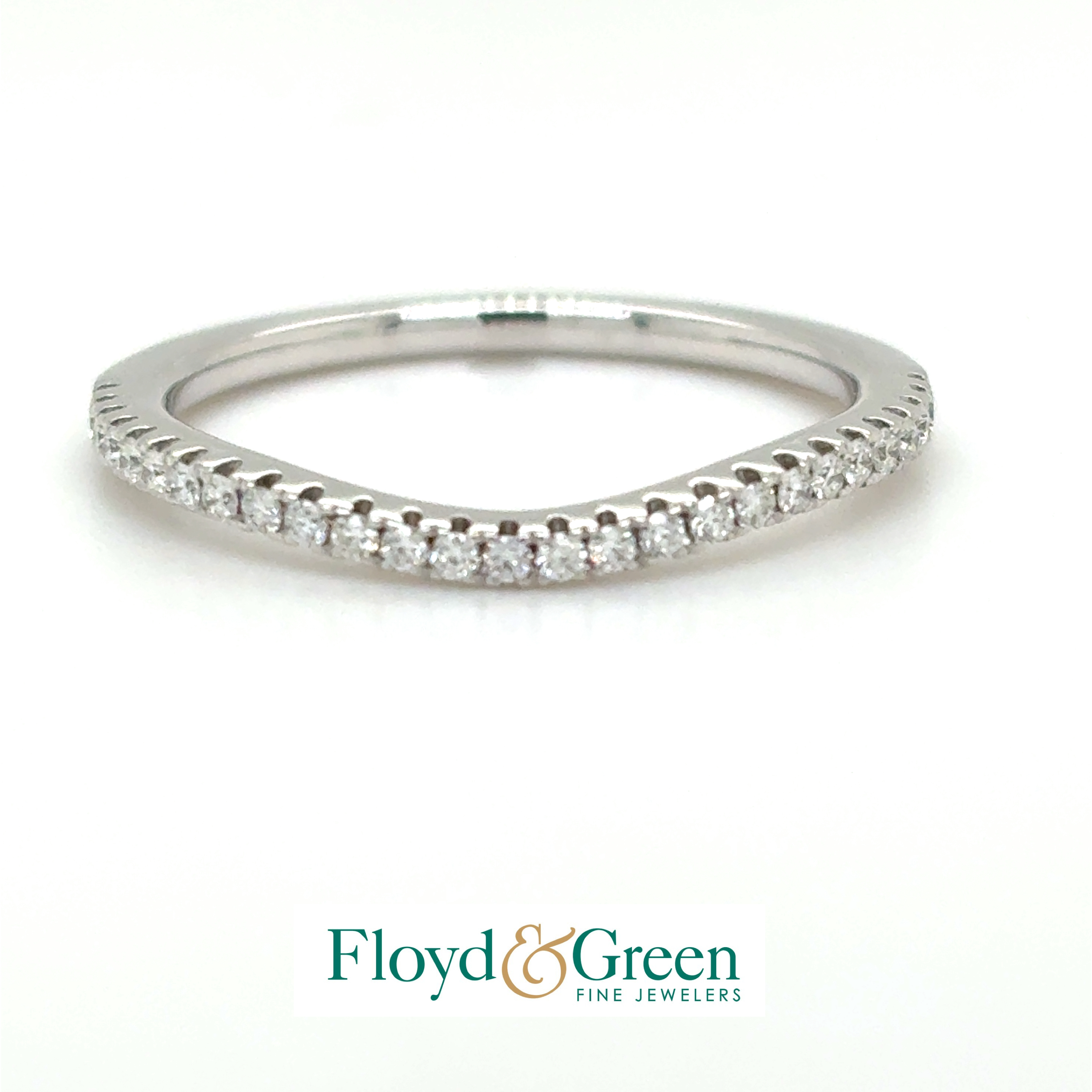 18KW Diamond Band, 28 Round Diamonds, Size 6.5, 2.1g