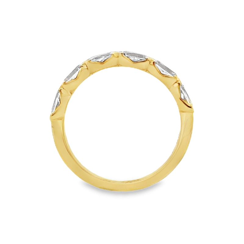 Henri Daussi Shared Prong East/West Cushion Diamond Wedding Band
