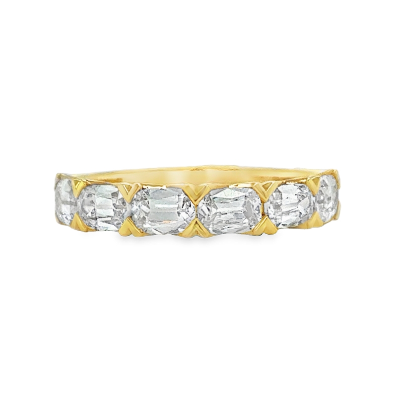 Henri Daussi Shared Prong East/West Cushion Diamond Wedding Band
