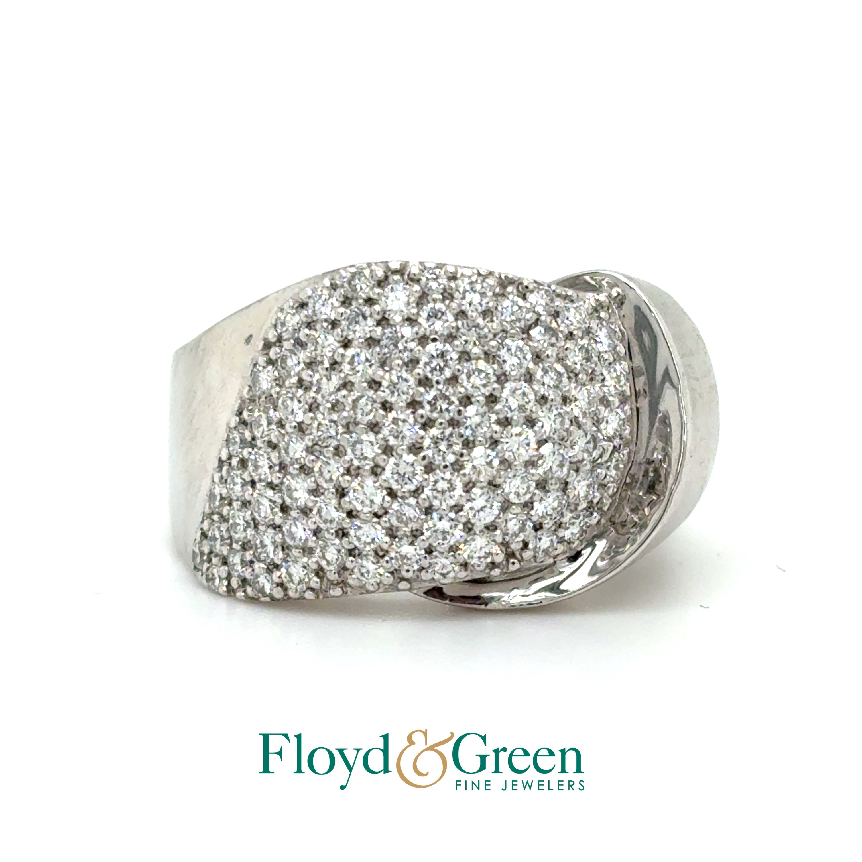 Lady's White 18 Karat Fashion Ring Size 6.5 Weight 14.95 = Round Diamonds
65 = 1.00tw Round G VS1 Diamonds Style: Contemporary  John Atencio