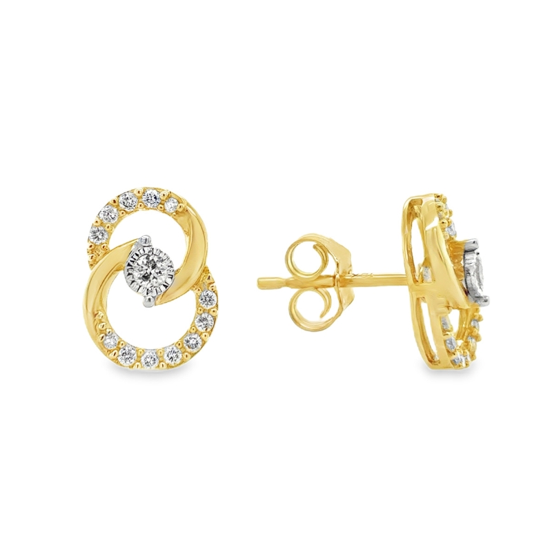 Interlocking Diamond Circle Stud Earrings