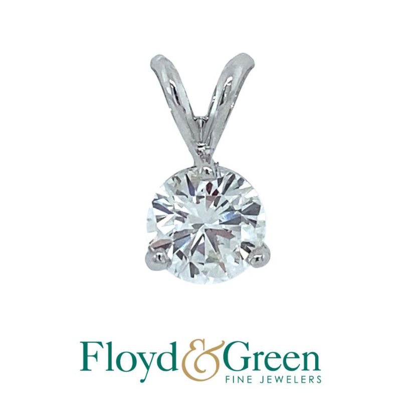 Round Solitaire Diamond Pendant