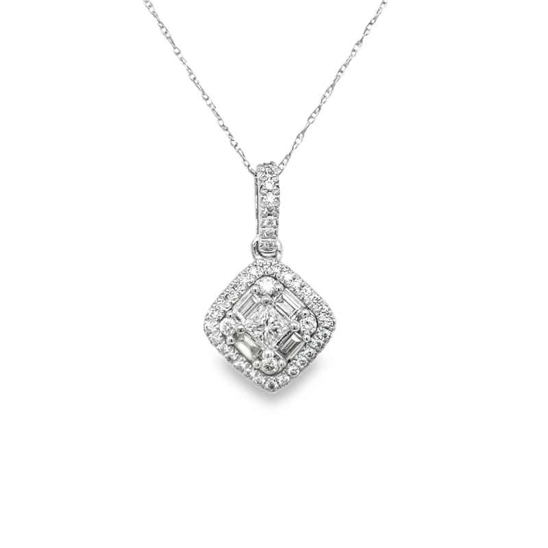 14K White Gold Diamond Cluster Pendant