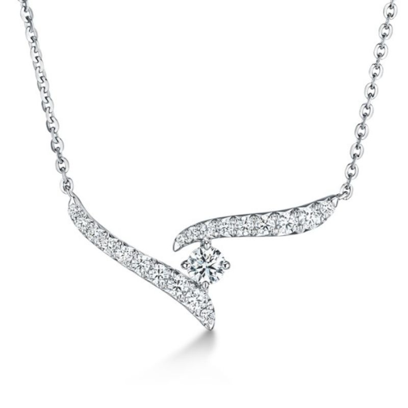 HEARTS ON FIRE Vela Crossover Pendant Necklace