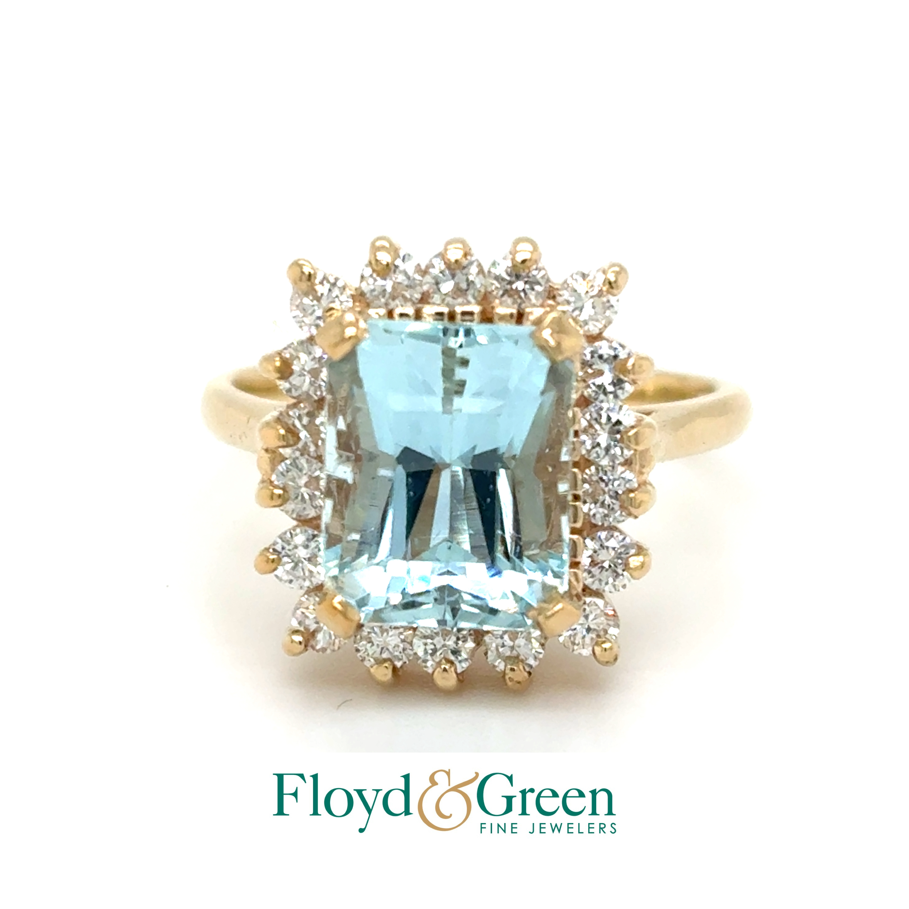 14KY Diamond & Aquamarine Ring, 18 Rd Diamonds, 0.54ct, G-H VS1-VS2, 1 Rect Aquamarine, 4.50ct, Size 7.25