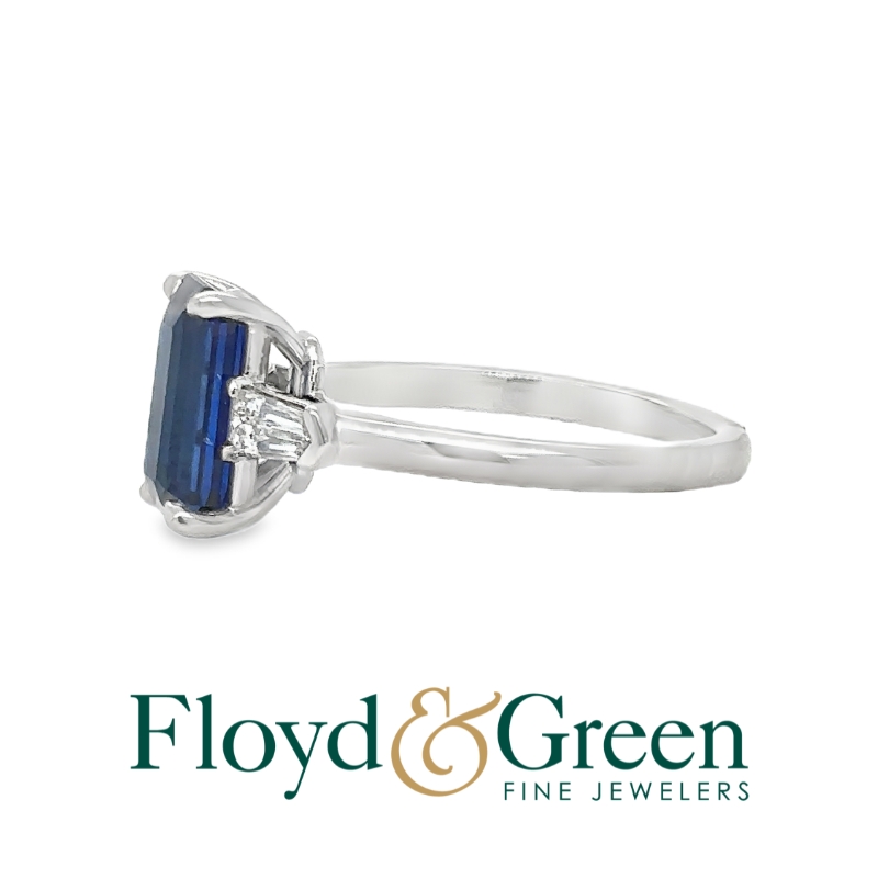Sapphire & Diamond Ring