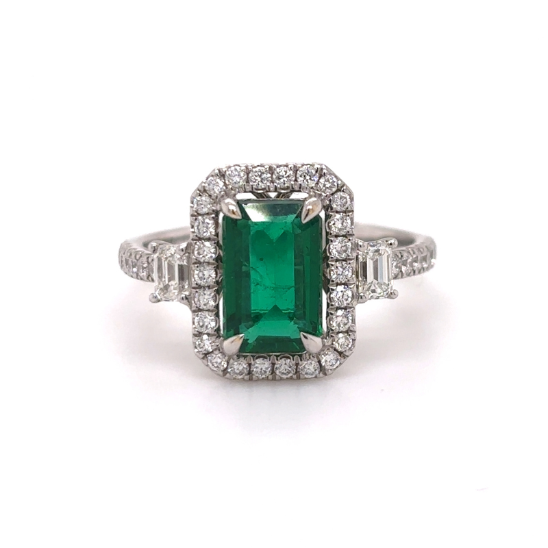 18KW Emerald 1.45ct w/ Dia Halo .63ctw G-H/VS2-SI1 Ring Size 6.5