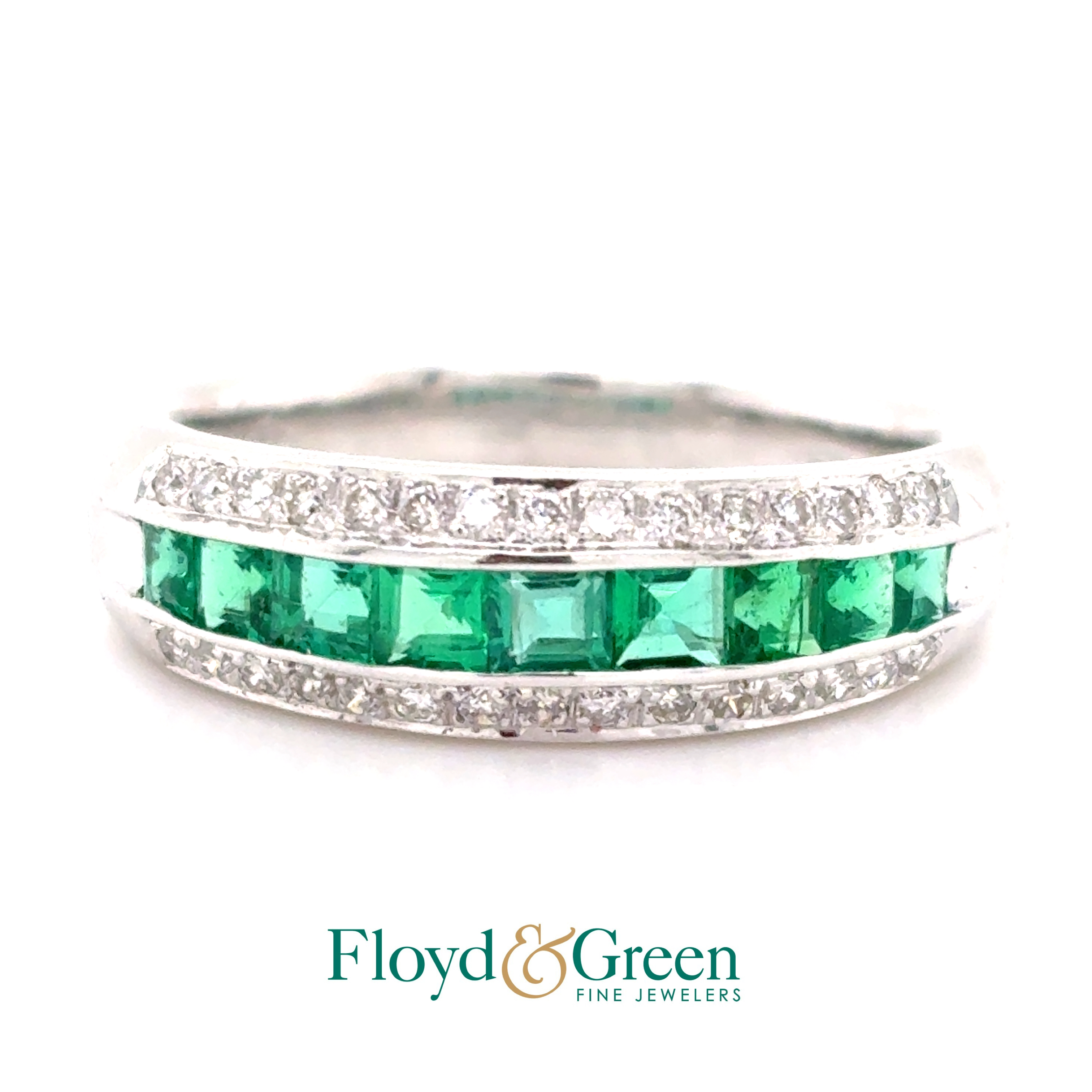 18KW Diamond & Emerald Ring, 30 Round Diamonds, 0.30ct, H SI1, 9 Square Emeralds, 0.42ct, Size 7.75