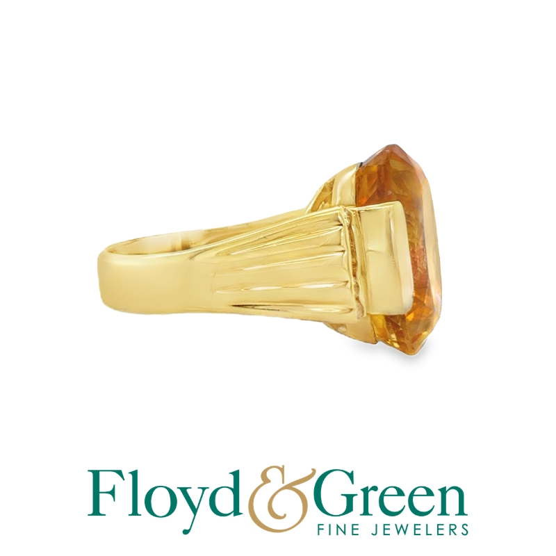 14KY Citrine and Diamond Ring, 1 Oval Citrine, 9.06ct, 12 Round Diamonds, 0.20ct, I SI1, Size 5