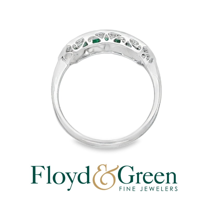 Emerald & Diamond Ring