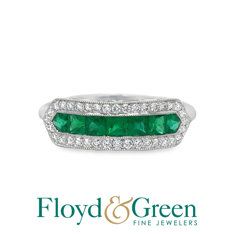 18KW emerald 0.49ctw and diamond 0.2ctw ring size 6.5