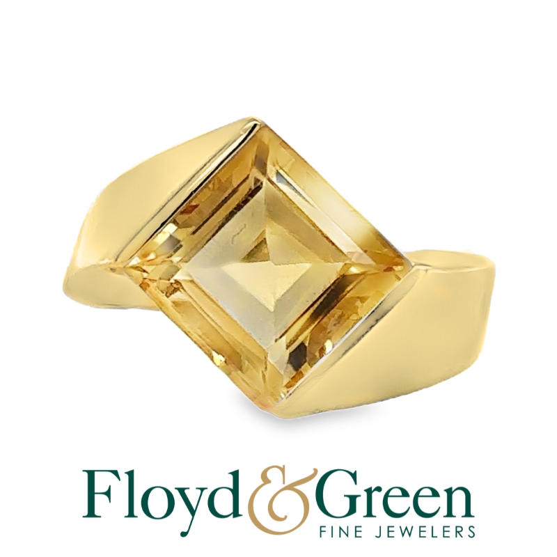14KY Citrine Solitaire Ring, Size 6, 5.6g