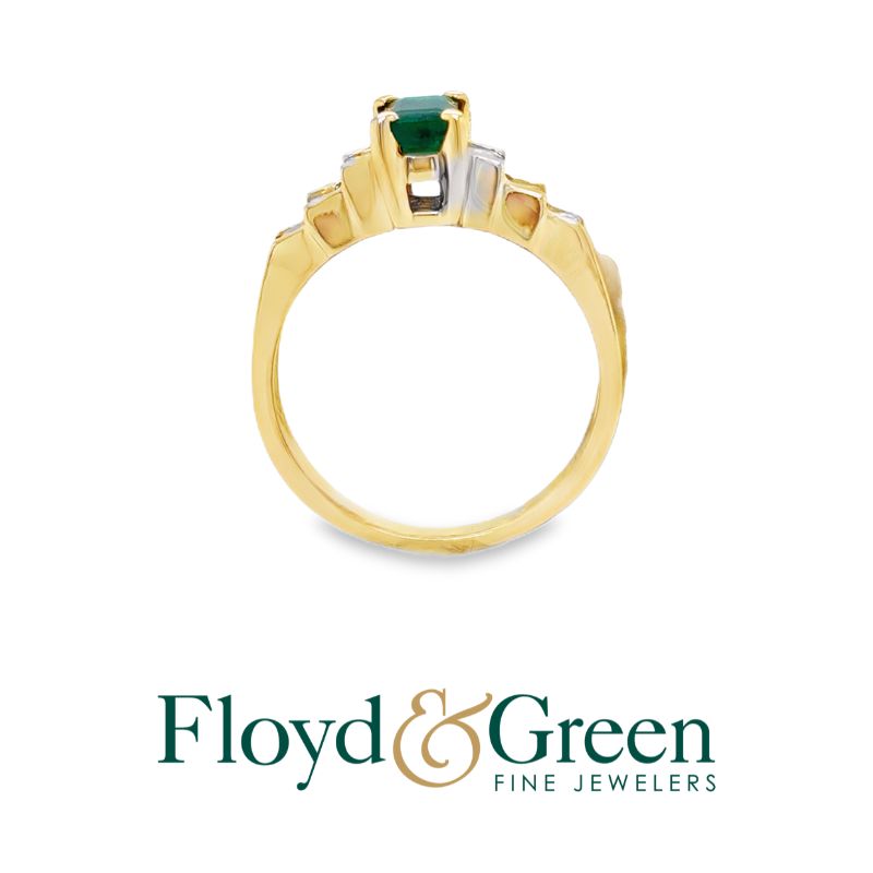 14KY Diamond & Emerald Ring, 4 Rd Diamonds, 0.17ct, I SI1, 1 Emerald-cut Green Emerald, 0.57ct, Size 7