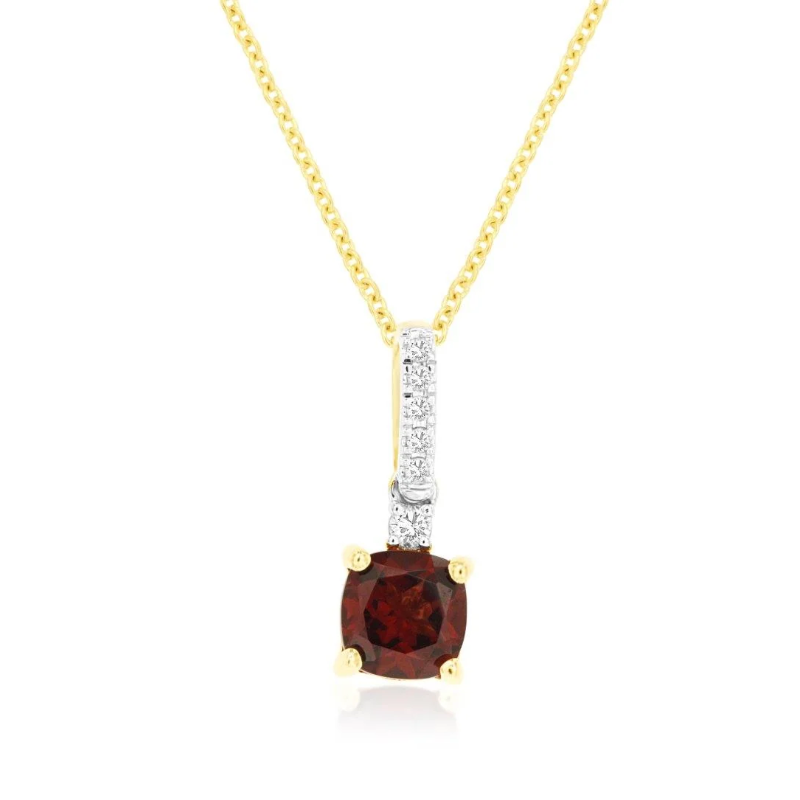 18 14KY 1.23ct garnet and 0.07ctw G-H/SI diamond pendant