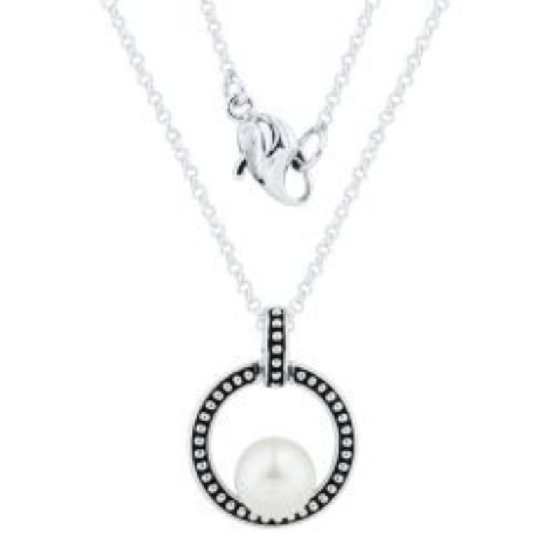 HONORA Circle Pearl Pendant Necklace