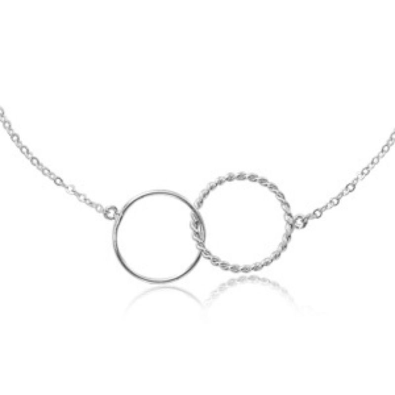 CARLA Twist Interlocking Pendant Necklace