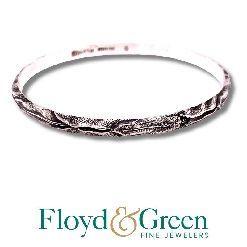 Carved Leaf Bangle