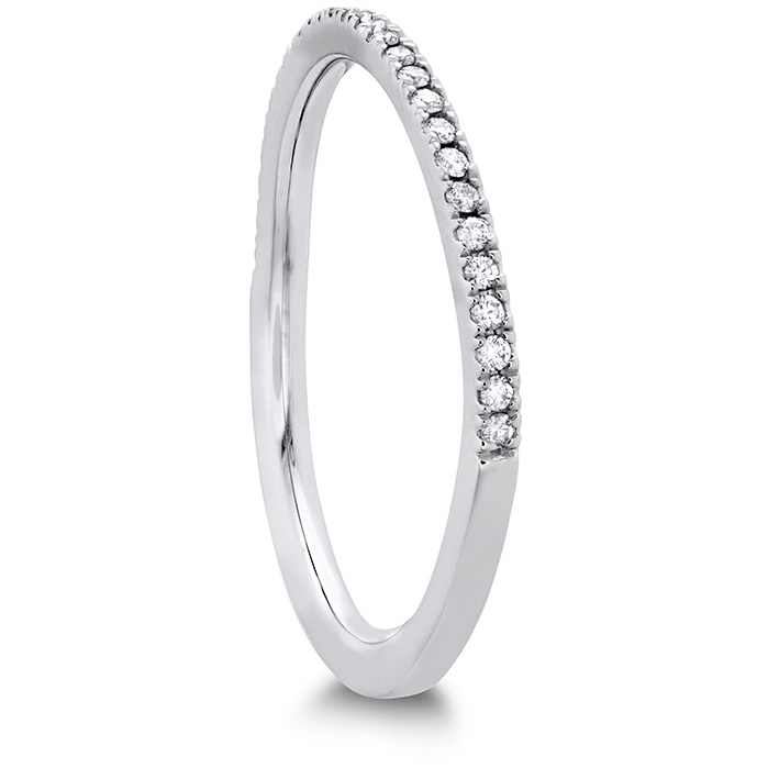 https://www.heartsonfire.com/images/Collection/488x488/Brielle-Curved-Diamond-Band-1.png