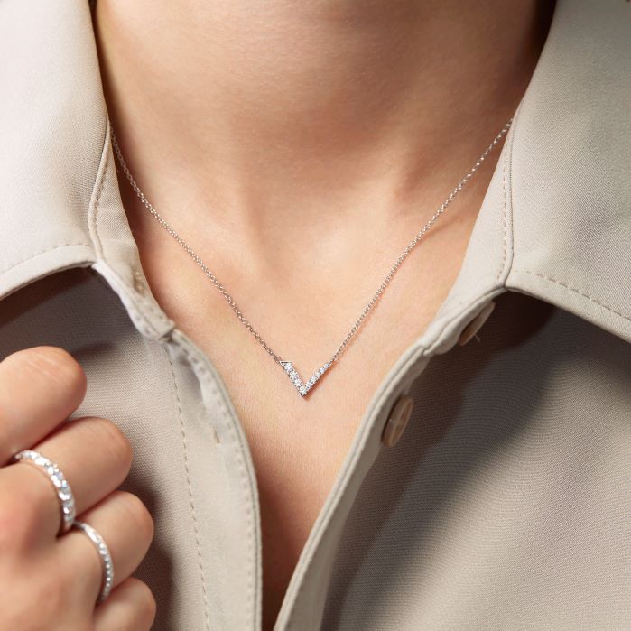 0.19 ctw. Charmed V Pendant in 18K White Gold