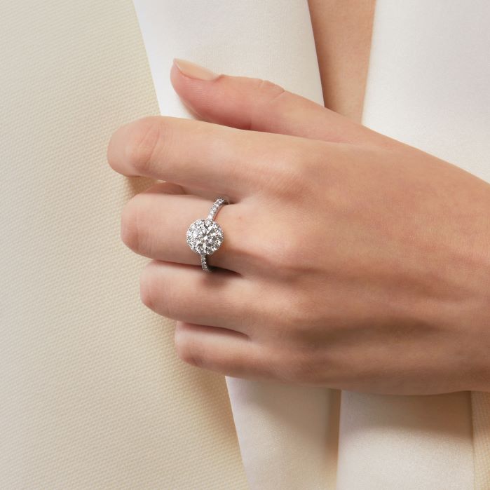 0.7 ctw. Vela Halo Ring with Diamond Band in 18K Yellow Gold