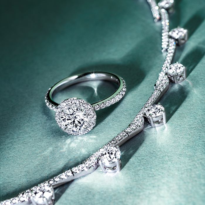 7.4 ctw. Vela Crossover PavÃ© Necklace in 18K White Gold