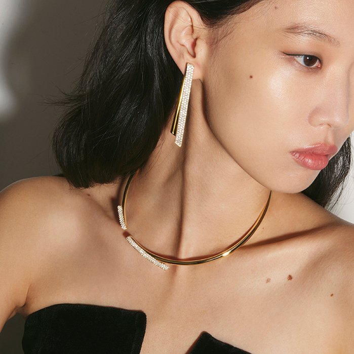 1.9 ctw. INSIDE/OUT Diamond Flip Choker in 18K Rose Gold