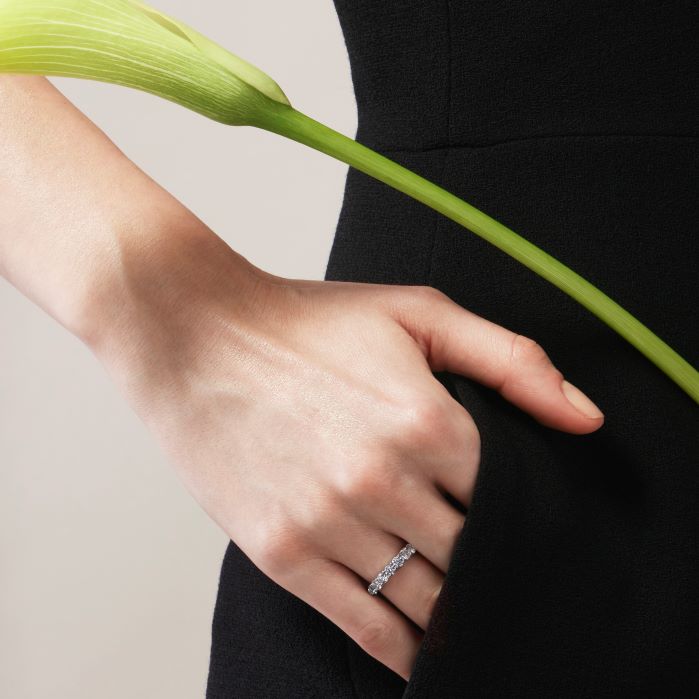 0.45 ctw. Signature 7-Stone Band in Platinum