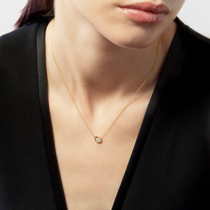 0.3 ctw. LU Droplet Pendant in 18K Yellow Gold