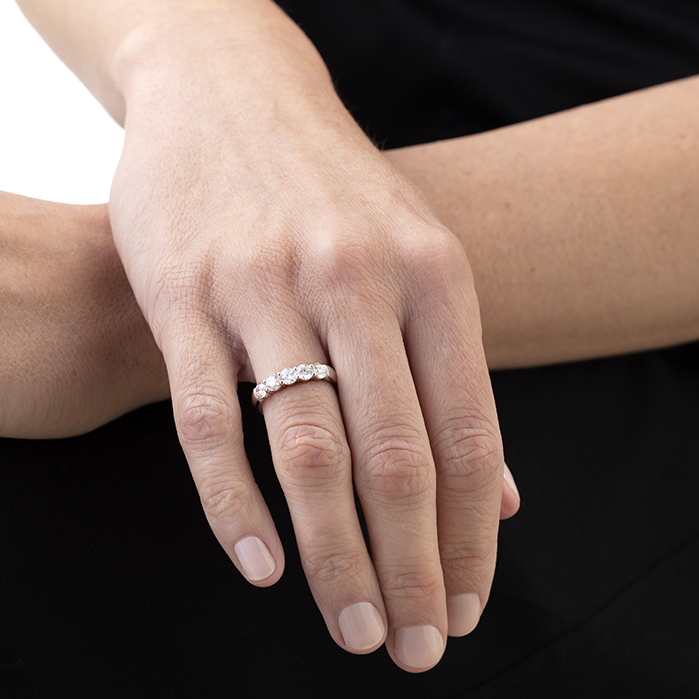 1.2 ctw. Signature 5-Stone Band in Platinum