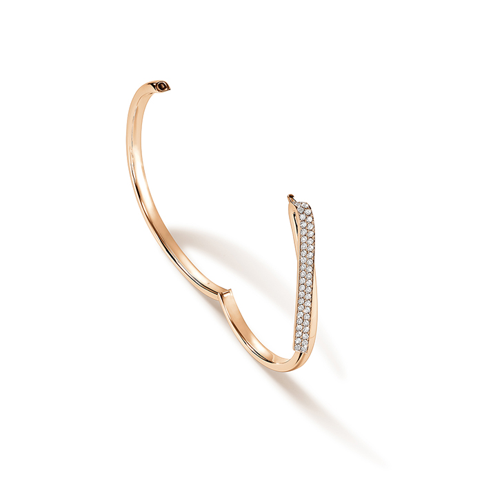 0.8 ctw. INSIDE/OUT Diamond Flip Bangle in 18K Rose Gold