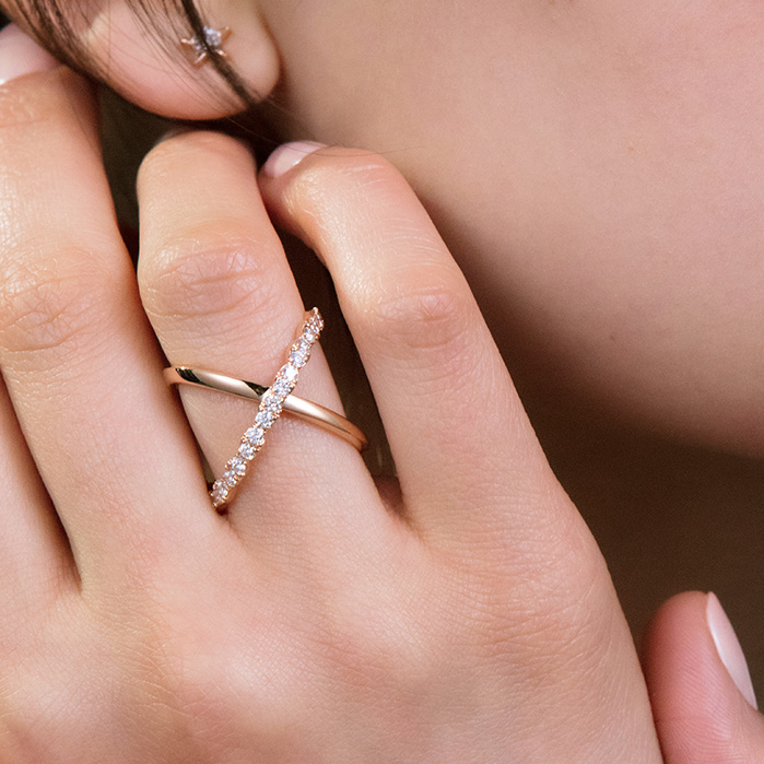 0.55 ctw. Lorelei Criss Cross Ring in 18K Yellow Gold