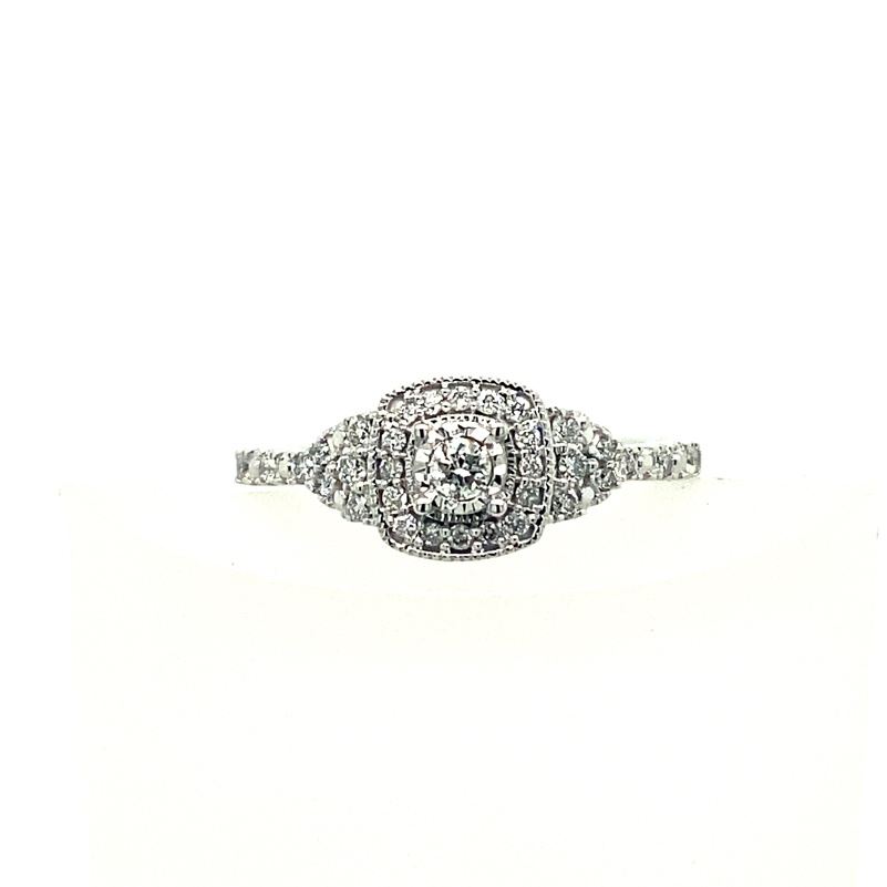 Round Halo Engagement Ring
