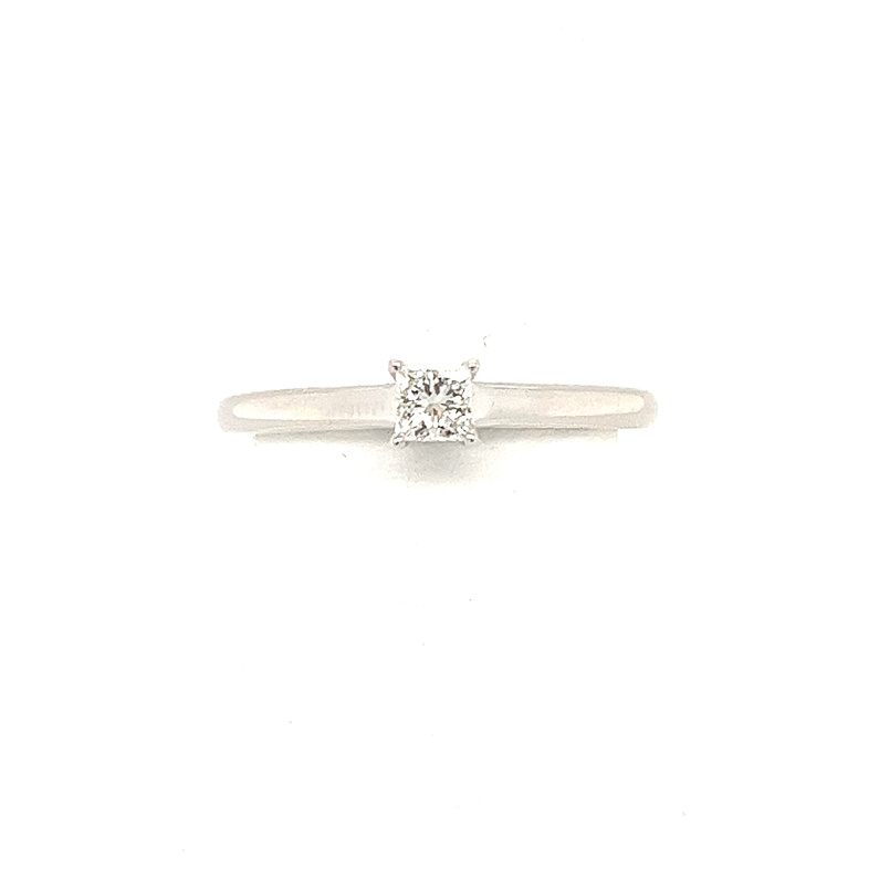 14K WHITE GOLD ENGAGEMENT RING SIZE 7.25 WITH ONE 0.24CT PRINCESS G-H SI2-I1 DIAMOND AND 18=0.09TW ROUND G-H SI2-I1 DIAMONDS  (2.59 GRAMS)