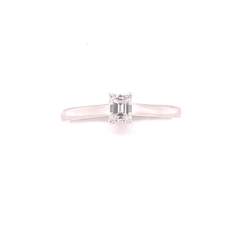 14K WHITE GOLD ENGAGEMENT RING SIZE 7 WITH ONE 0.39CT EMERALD G-H SI2 DIAMOND AND 20=0.04TW ROUND G-H SI2-I1 DIAMONDS   (2.62 GRAMS)