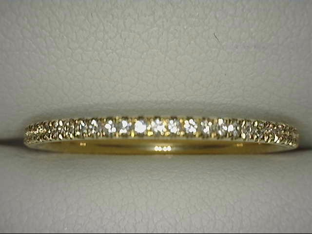 14 KARAT YELLOW GOLD PRONG SET DIAMOND ANNIVERSARY RING SIZE 6.5 WITH 28=0.15TW ROUND G-H COLOR SI1 CLARITY DIAMONDS