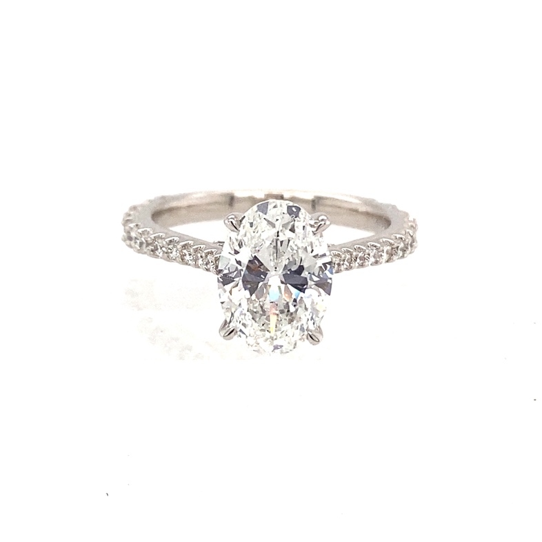 Oval Engagement Ring