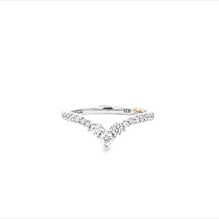 18K ROSE & WHITE GOLD DIAMOND ANNIVERSARY RING SIZE 6 WITH 18=0.33TW ROUND G-H SI1 DIAMONDS   (3.03 GRAMS)