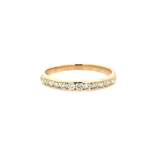 14K YELLOW GOLD CHANNEL SET DIAMOND ANNIVERSARY RING SIZE 6.5 WITH 11=0.33TW ROUND F-G SI2 DIAMONDS   (1.76 GRAMS)