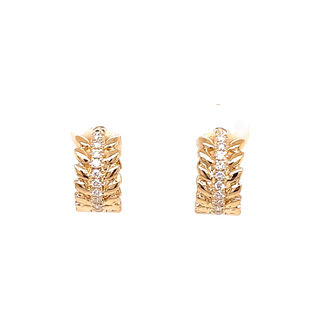14K YELLOW GOLD HUGGIES DIAMOND EARRINGS WITH 20=0.20TW ROUND I I1 DIAMONDS  (3.54 GRAMS)