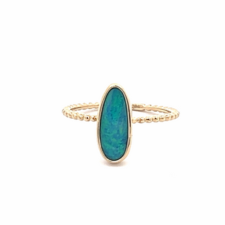 14K YELLOW GOLD BEADED BEZEL RING SIZE 7 WITH ONE FREEFORM AUSTRALIAN OPAL DOUBLET    (2.07 GRAMS)