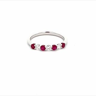 14K WHITE GOLD SHARED PRONG RING SIZE 6.5 WITH 4=0.27TW ROUND RUBYS AND 3=0.21TW ROUND G VS2-SI1 DIAMONDS   (2.15 GRAMS)