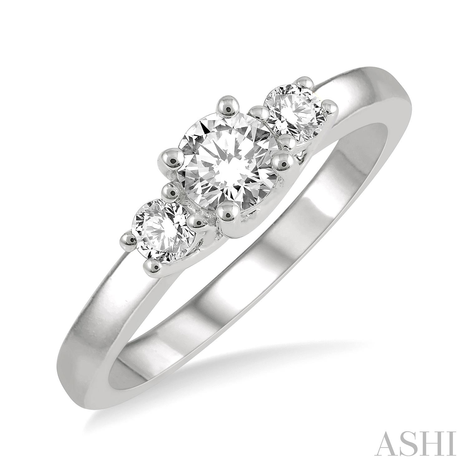 14K WHITE GOLD 3 STONE DIAMOND RING SIZE 6.5 WITH ONE 0.35CT ROUND I-J SI3-I1 DIAMOND AND 2=0.15TW ROUND I-J SI3-I1 DIAMONDS