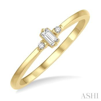 10K YELLOW GOLD DIAMOND FASHION PROMISE RING SIZE 7 WITH 3=0.07TW VARIOUS SHAPES (2 ROUNDS & 1 BAGUETTE)  I-J SI3-I1 DIAMONDS    (1.60 GRAMS)