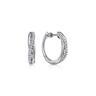 GABRIEL & CO CONTEMPORARY COLLECTION STERLING SILVER TWIST 15MM HOOP EARRINGS WITH 32=0.40TW ROUND WHITE SAPPHIRES (4.44 GRAMS)