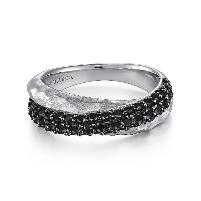 GABRIEL & CO SOUVIENS COLLECTION STERLING SILVER HAMMERED CRISS CROSS RING SIZE 6.5 WITH 51=1.02TW ROUND BLACK SPINELS   (4.44 GRAMS)